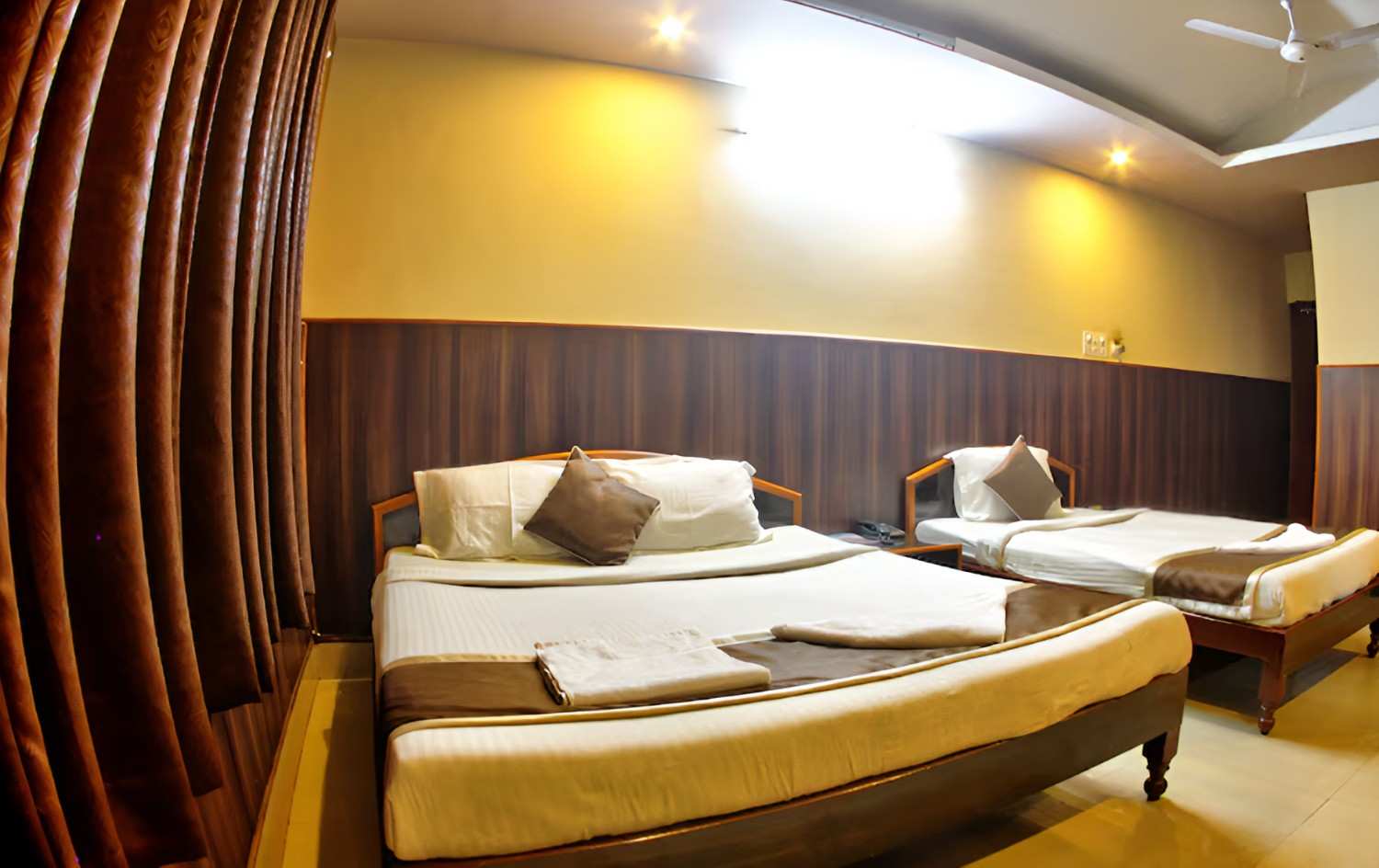 Super Deluxe Room View 4